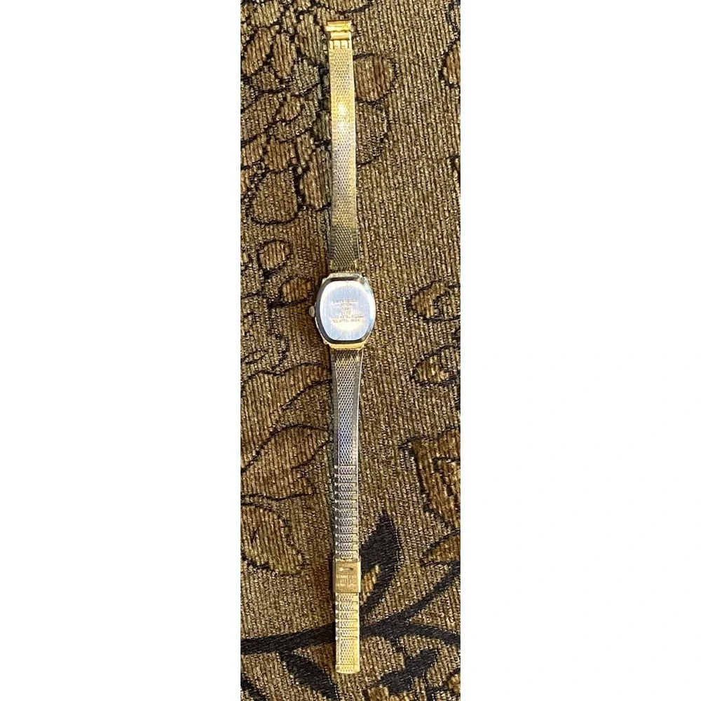 Pierre Cardin Quartz Women's Watch Gold Tone 6.5